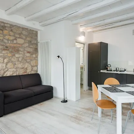 Апартаменты Flats4rent Casa Tascherio *